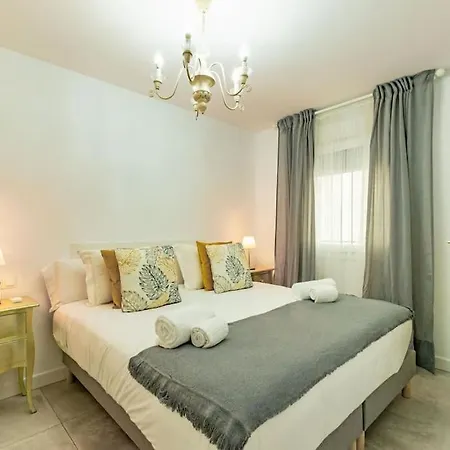 דירה Cardenal Cervantes Deluxe By Valcambre סביליה